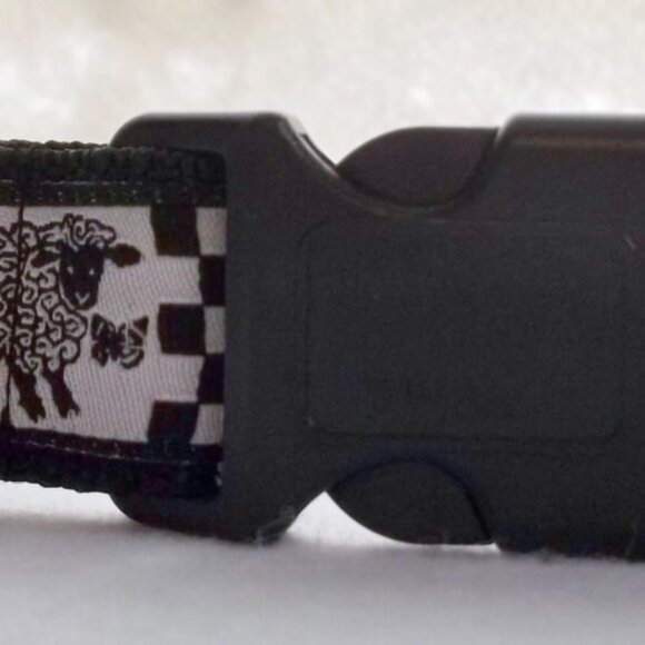Black & White Sheep Dog Collar, Checker Broad Adjustable Pet Collar Size - MED - Picture 5 of 6